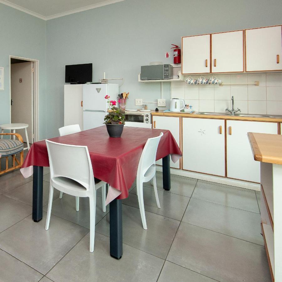Albatross Accommodation Lambertʼs Bay Εξωτερικό φωτογραφία